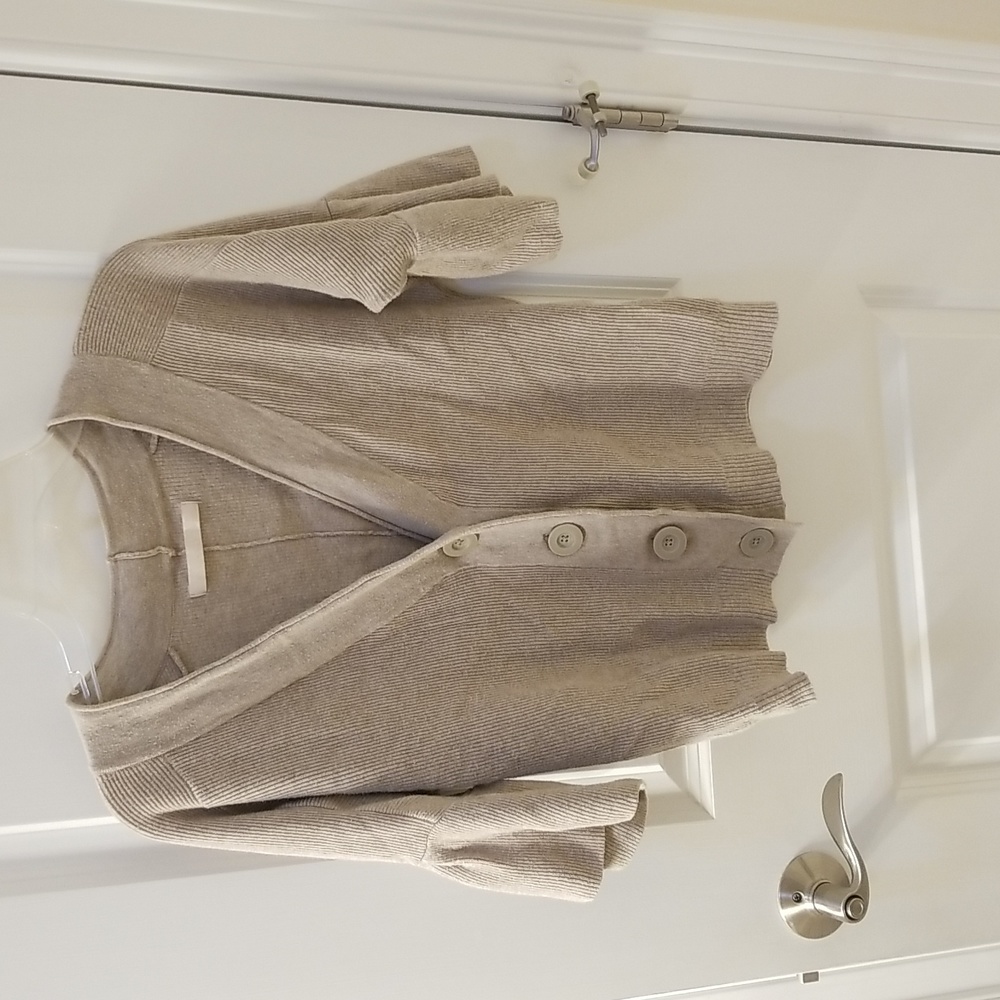 Flutter sleeve cardigan